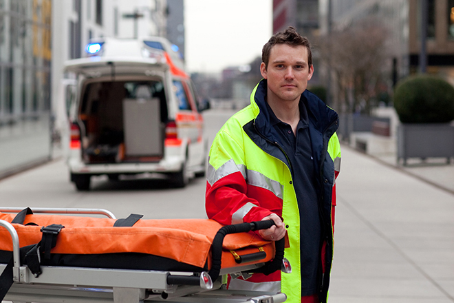 First Responder: professionelle ehrenamtliche Ersthelfer